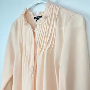 J. CREW High Neck Long Sleeve Pintuck Blouse in Pale Bluff Size 2 thumbnail 3