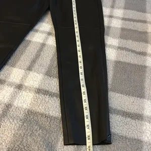 Zara Black Faux Leather Skinny Leggings/Pants - Size Medium thumbnail 13
