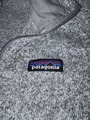 Women’s Patagonia Pullover 1/4 Zip Like New Size Medium thumbnail 2