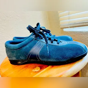 Easy Spirit Shoes Womens 9.5 M On Cue Casual Low Sneakers Blue Suede Lace Up thumbnail 4