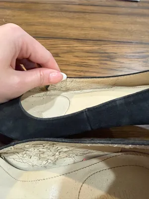 Calvin Klein Black Suede Pointed-Toe Pumps thumbnail 13