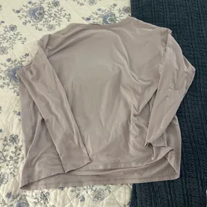 Lululemon Long Sleeve thumbnail 1