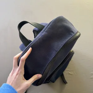 Everlane The Modern Zip Backpack thumbnail 7