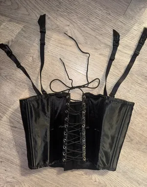 Frederick’s of Hollywood Small Black Satin Zipper Corset Lace Top thumbnail 1