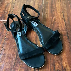 Steve Madden Salute suede pearl black flats thumbnail 2