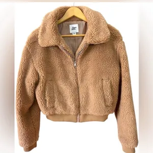 Tiger Mist Women’s Tan Brown Teddy Plush Cropped Bomber Jacket Pockets‎ Zip XS thumbnail 2