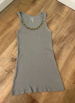 Old Navy Gray Tank thumbnail 1