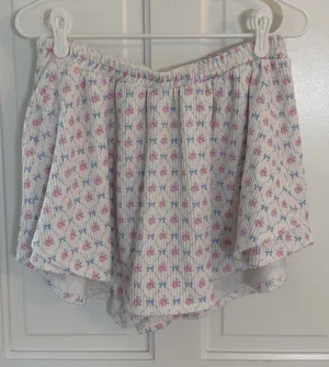 Peach Love California Floral Bow Crinkle Flutter Skort Large thumbnail 1