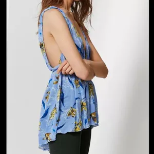 Urban Outfitters Isla Plunge Babydoll Top Size Medium thumbnail 2