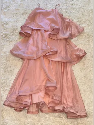 NEW Elliatt Tilly Tiered Maxi Dress blush pale pink satin fabric Sz M thumbnail 4
