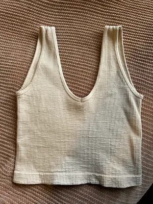 By Together V Neck Cropped Tank Top Ribbed thumbnail 1
