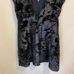 Gianni Bini Black Sequin Dress thumbnail 5