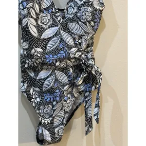 Summersalt Women's Swimsuit The Wrap -Piece Swim Size 2 Floral!‎ thumbnail 4