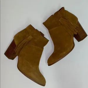 Crown Vintage Raffa Brown suede Tassel Booties A5‎ thumbnail 1