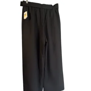 Laundry by Shelli Segal NWT Women's SZ M Belted Wide-Leg Cropped Pants Holiday thumbnail 2