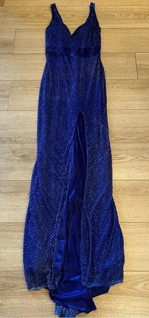 Mac Duggal Blue Sequin Beaded Sheath V-Neck Sleeveless Prom Formal Dress thumbnail 1