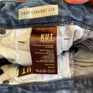 Kut from the Kloth Dark Blue wash cropped straight leg size 8 thumbnail 6