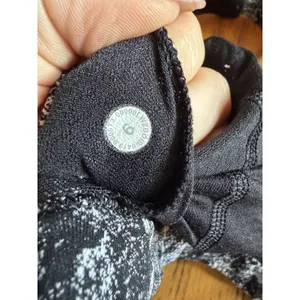 Lululemon Sports Bra Womens 8 Black White Strappy Crossback Yoga Top Activewear thumbnail 4