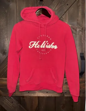 Hollister Women's Sz XS Red Hoodie Hooded Sweatshirt‎ Letterman Spell Out thumbnail 1
