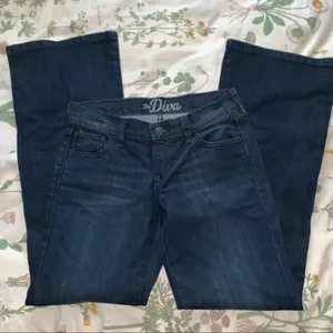 Old navy jeans thumbnail 1