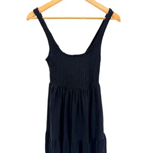 ASOS DESIGN Crinkle Black Smocked Tiered Midi Dress Scoop Neck Sleeveless Size 2 thumbnail 2