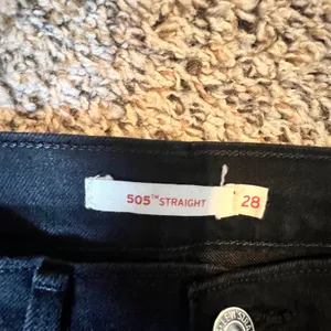 Levis 505 Straight‎ Leg Jeans Womens 28 Black Stretch Mid Rise Denim Pants thumbnail 2