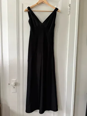 Meshki Nadia Maxi Dress thumbnail 4