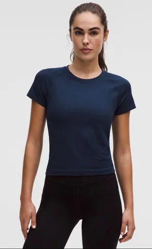 Lululemon Swiftly Tech Short Sleeve Shirt 2.0 Waist Length size 0 diamond drop thumbnail 1