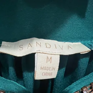SANDIVA Teal Beaded Neckline Maxi Dress Women's Size M Sleeveless Empire Waist thumbnail 4