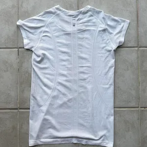 Lululemon Swiftly Tech Short Sleeve Shirt  thumbnail 3