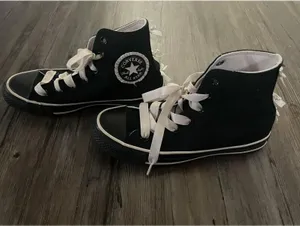 Converse Chuck Taylor All Star Womens Sz 6 Black Pink Ribbon thumbnail 7