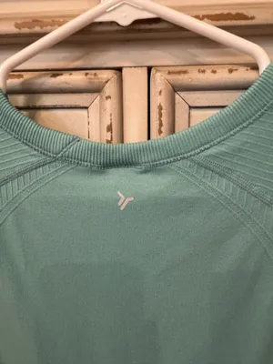 Teal Old Navy Workout Top thumbnail 4