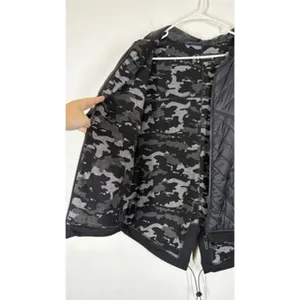 Smartwool Women's Urban Upslope Insulated Reversible Poncho Black Camo Size S/M thumbnail 9