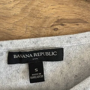 Banana Republic Sweater thumbnail 3
