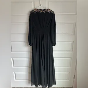 Mac Duggal Embellish Shoulder Black Blouson Sleeve Formal‎ Evening Gown Sz 8 NWT thumbnail 8