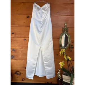 Lulus Profound Love White Satin Pleated Strapless Sleeve Maxi Dress Bridal Sz L thumbnail 4