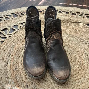 Circle G by Corral Ladies Brown Cutout Shortie Boots Q5019 Size 7.5 thumbnail 2