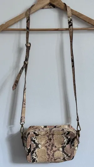 Madewell Transport Snakeskin Camera Bag Crossbody Purse thumbnail 1