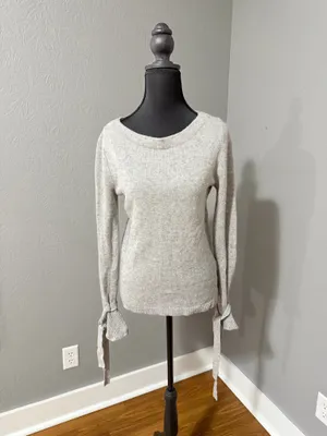 Banana Republic Grey Wool & Cashmere Blend Flipucci Sweater Size M. thumbnail 2