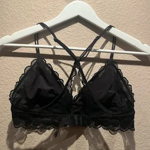 Aerie Women’s Black Lace Bralette Size Medium thumbnail 5