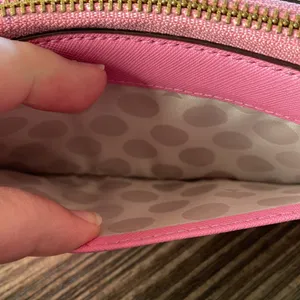 Kate Spade Zippy Wallet thumbnail 4