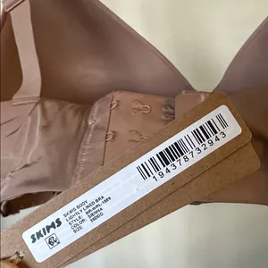 NWT SKIMS Wireless Form‎ lightly lined T-Shirt Bra in Sienna 38DDD thumbnail 4