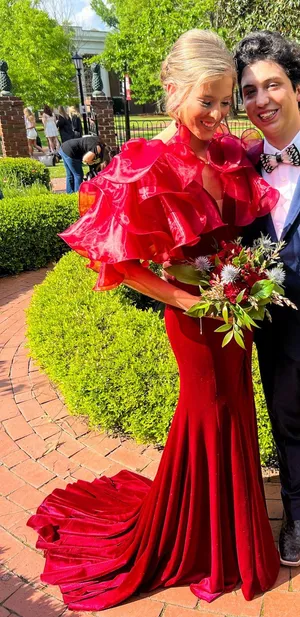 Ashley Lauren Prom Dress thumbnail 1