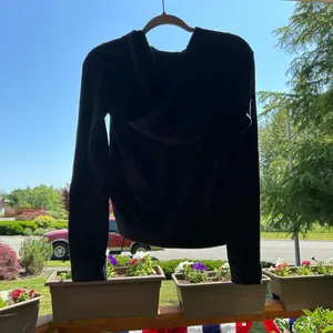 Hollister Black Hoodie thumbnail 2