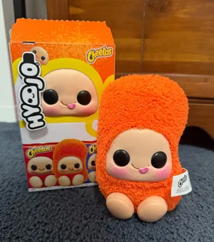 Hyojo x Cheeto RARE cheeto puff. Orange thumbnail 1