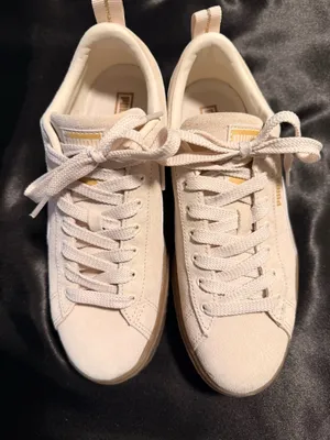 Puma Women’s Sneakers Suede thumbnail 1