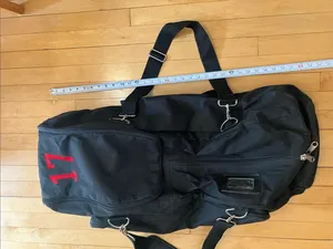 Softball Large Black Clip On Field Gear Duffle Bag 32 Inches Red 17 thumbnail 2