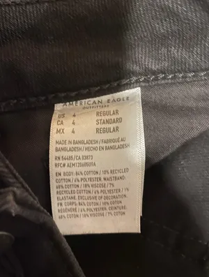 American Eagle Ripped Mom Jeans Black thumbnail 4