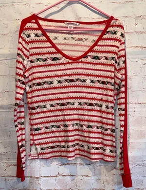 Victoria's Secret Red and Black Patterned Long Sleeve Top thermal scoop neck thumbnail 1