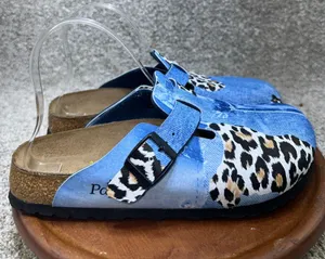 Rare Papillio Blue Denim Animal Print Closed Toe Clogs Womens Size 7 thumbnail 1